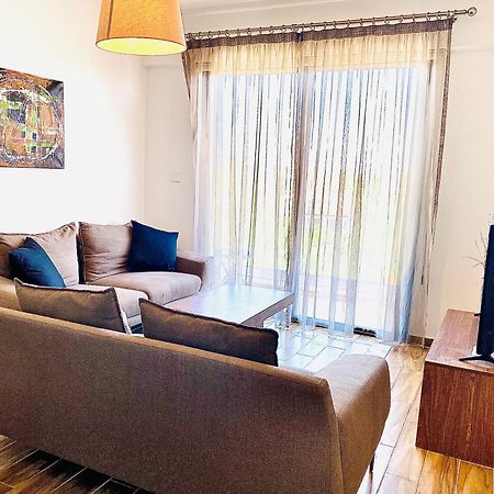 Bali Suites 404 Ларнака Екстер'єр фото